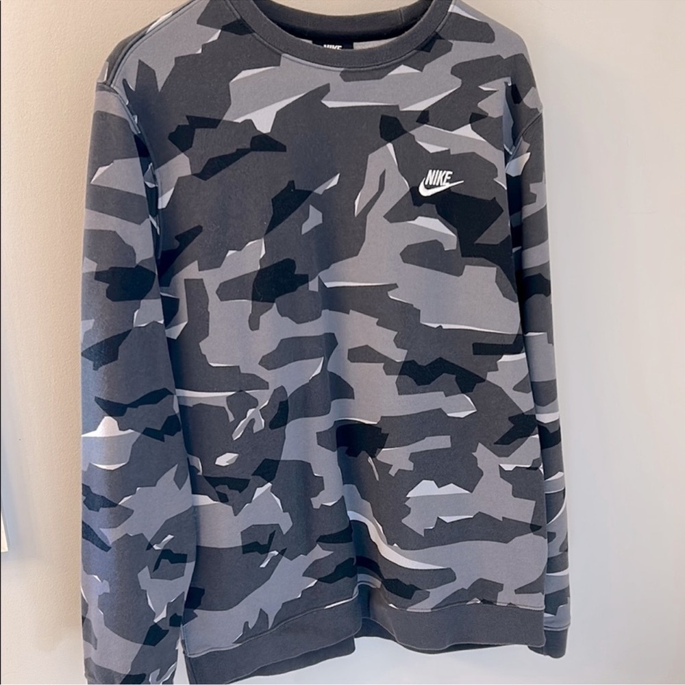 Nike Women's Camouflage Crewneck Sweater - Black and Gray